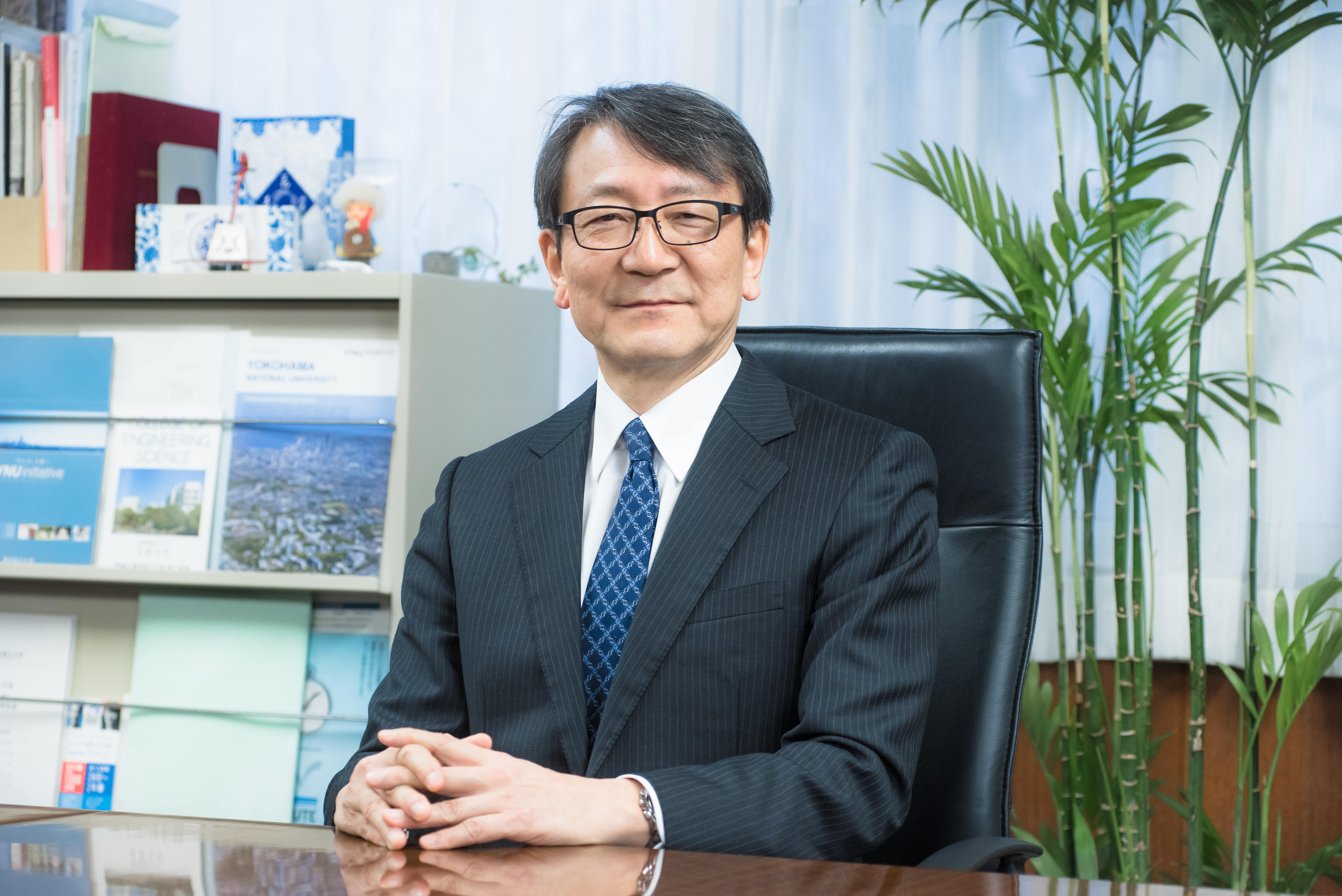 Masayoshi Watanabe, Director of the Advanced Chemical Energy Research Center